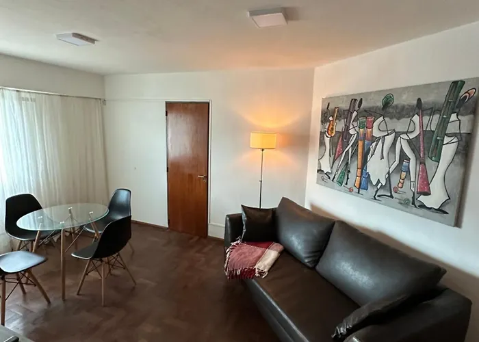 Paseo Del Boulevard Suite